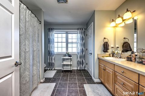 Tiny photo for 12 Landin Street #B, Woodbridge, CT 06525 (MLS # 24160976)