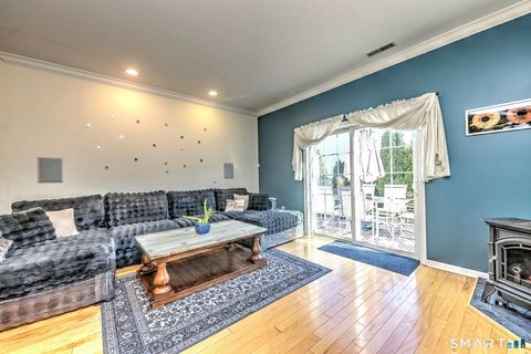 Tiny photo for 12 Landin Street #B, Woodbridge, CT 06525 (MLS # 24160976)