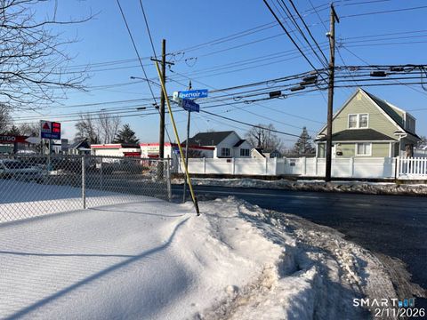 Tiny photo for 940 Reservoir Avenue, Bridgeport, CT 06606 (MLS # 24155490)