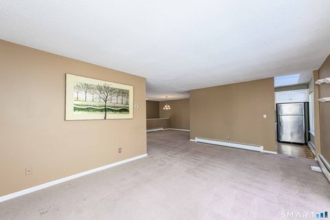 Tiny photo for 675 Townsend Avenue #163, New Haven, CT 06512 (MLS # 24150238)