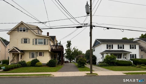 Multifamily For Sale - 14-16 Cleveland Street<br/> Danbury, CT 06810