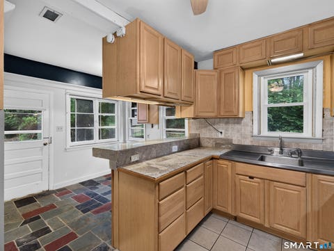 Tiny photo for 7 Fitzgerald Avenue, Waterford, CT 06385 (MLS # 24199257)