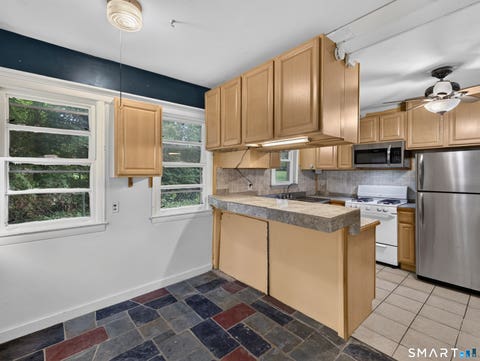 Tiny photo for 7 Fitzgerald Avenue, Waterford, CT 06385 (MLS # 24199257)
