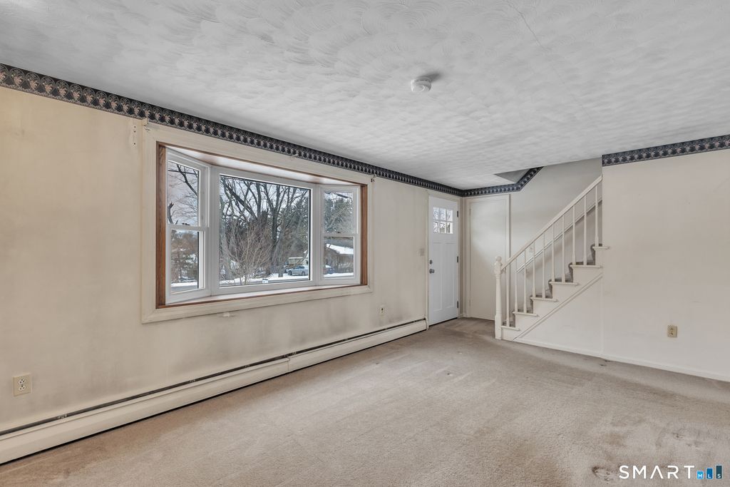 Photo of 337 Abbe Road, Enfield, CT 06082 (MLS # 24145552)