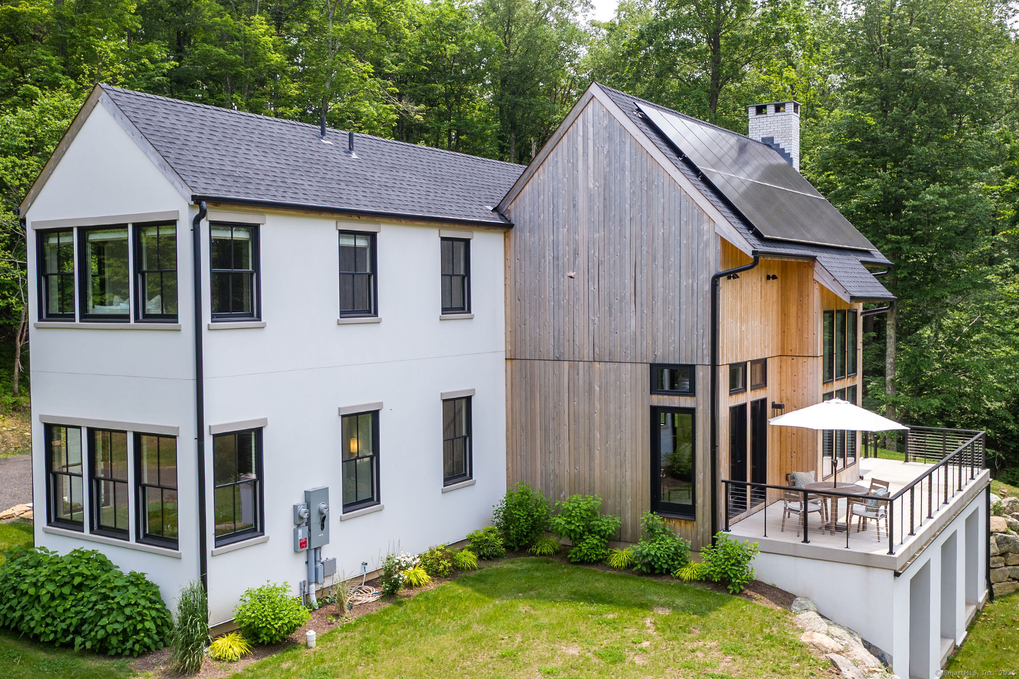 5 Rockland Road
