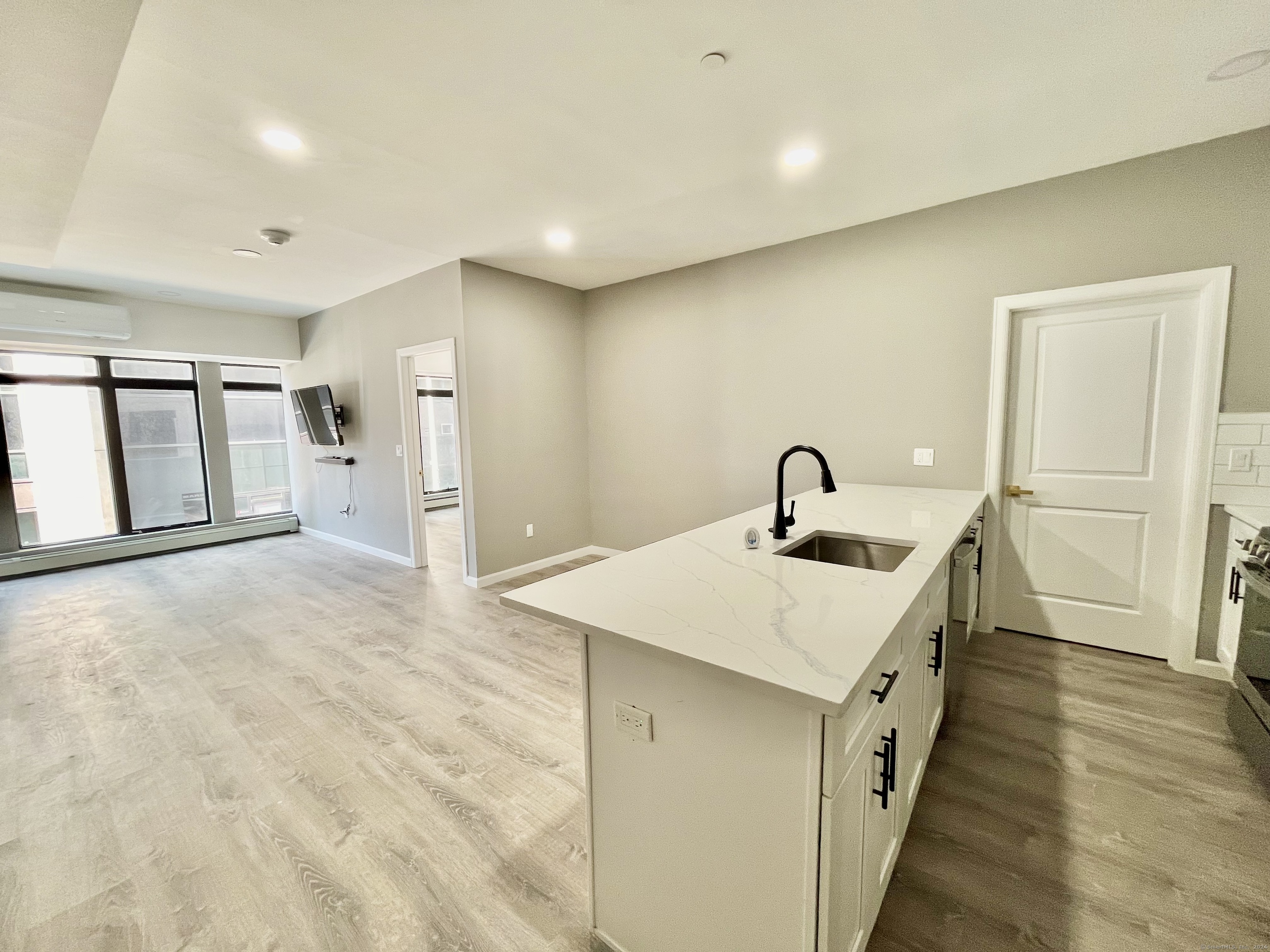 37 Center Street 2D