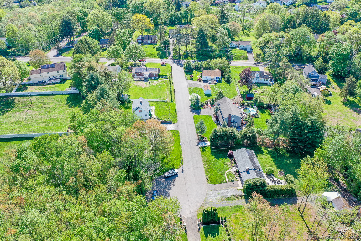 35 Mcmurray Drive, Berlin, Connecticut image 31