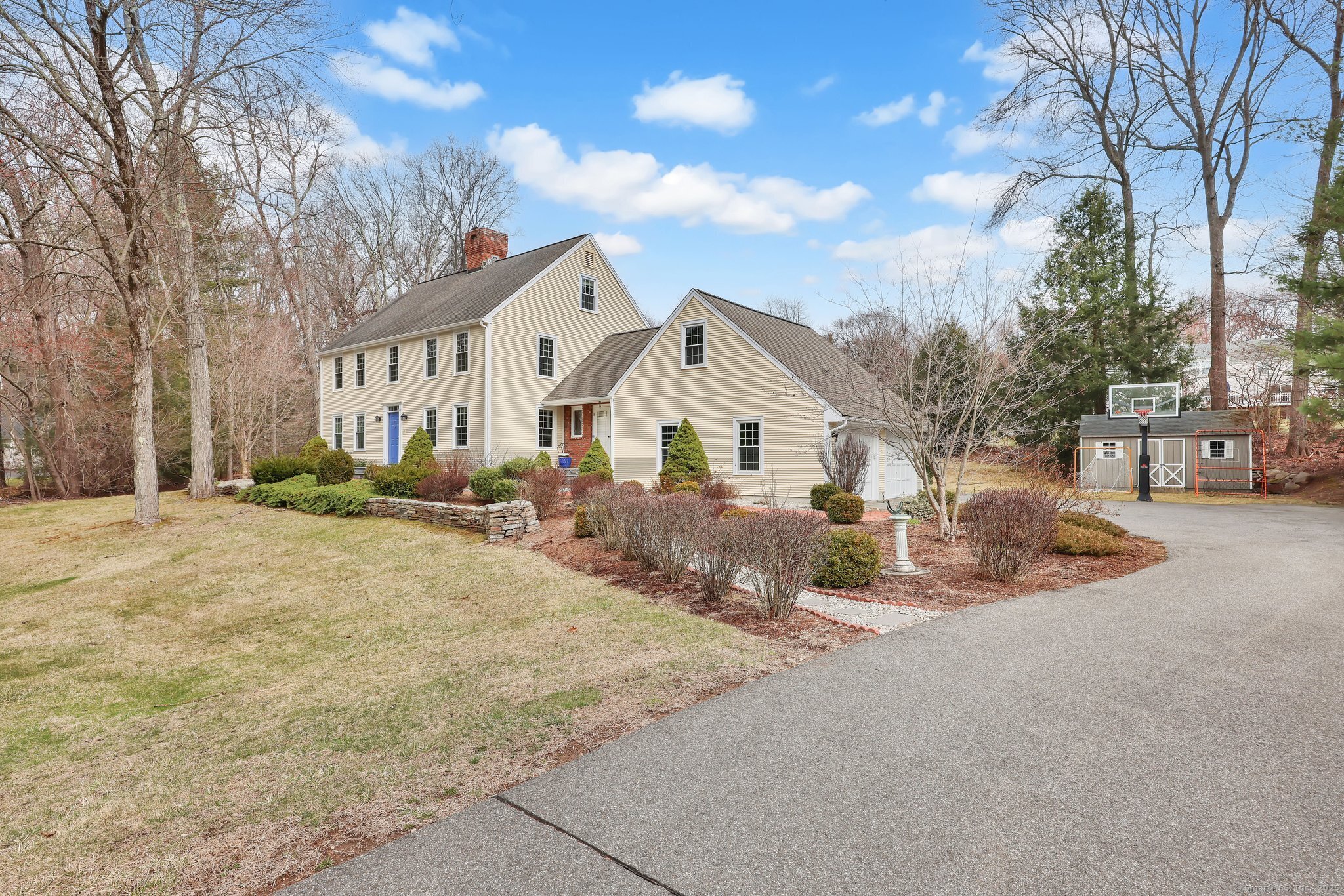 107 Stonepost Road, Glastonbury, Connecticut image 2