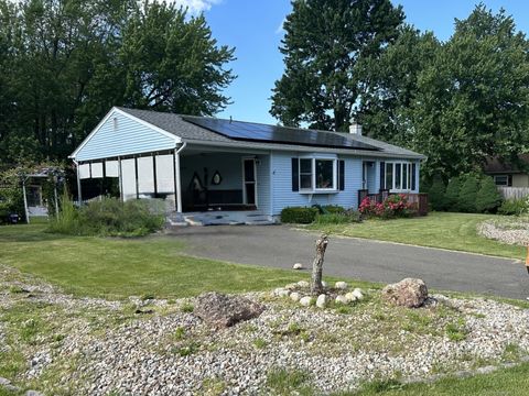 Photo of 155 Sheridan Road, Enfield, CT 06082 (MLS # 24131715)