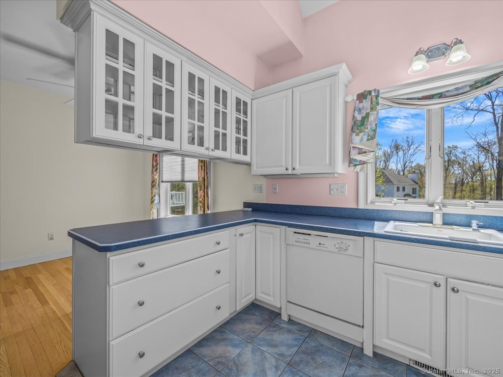 9 Northford Road, Branford, Connecticut image 33