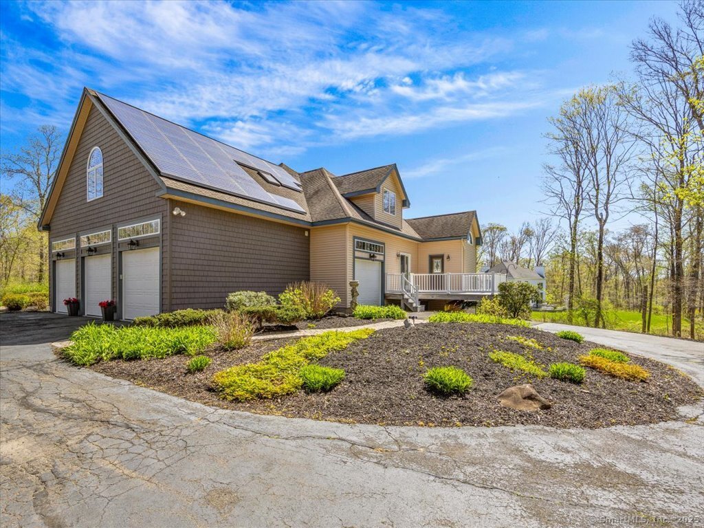 9 Northford Road, Branford, Connecticut image 4