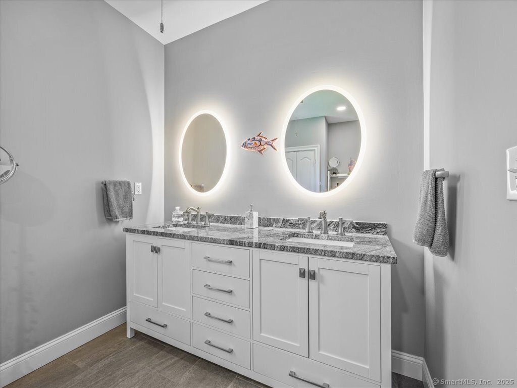 9 Northford Road, Branford, Connecticut image 24