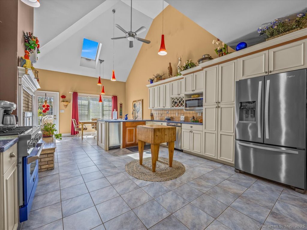 9 Northford Road, Branford, Connecticut image 17