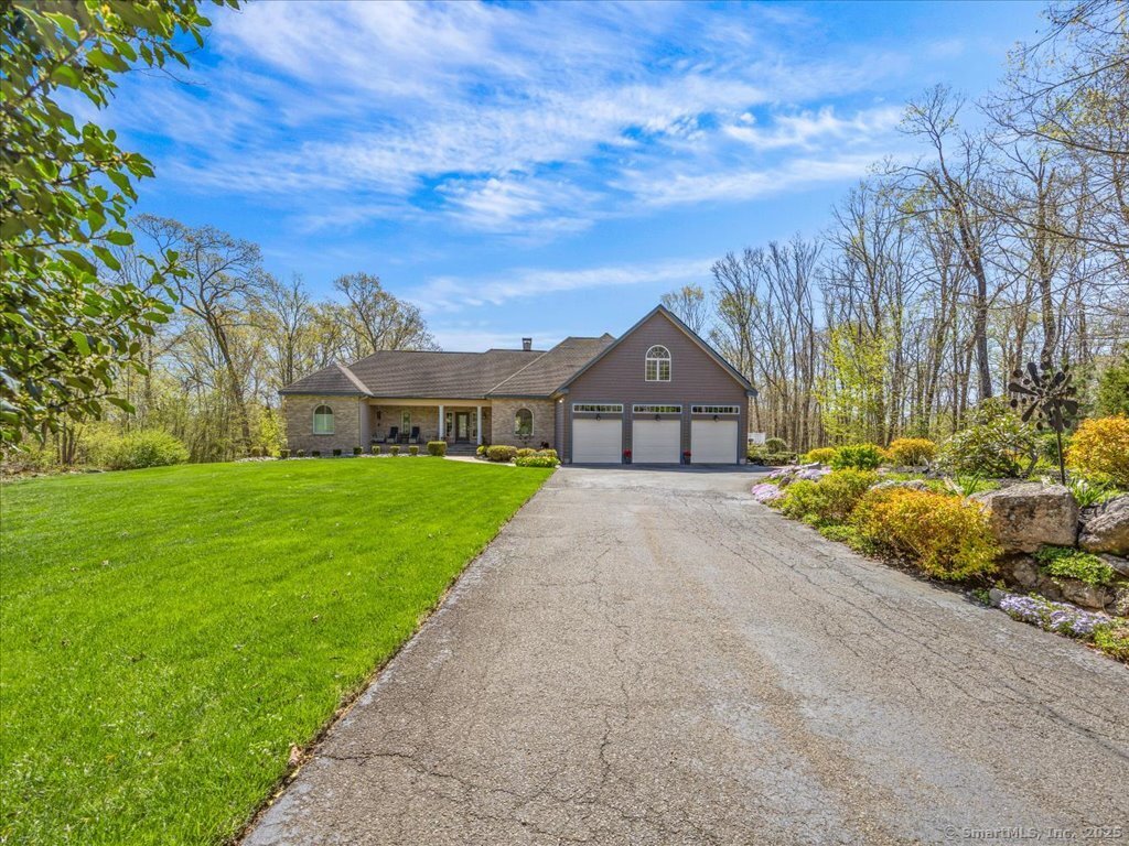 9 Northford Road, Branford, Connecticut image 1