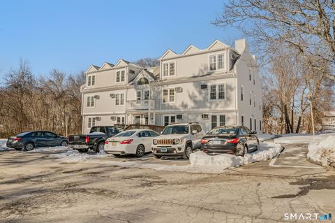 Photo of 82 Sunset Street #APT 73, Waterford, CT 06385 (MLS # 24152055)