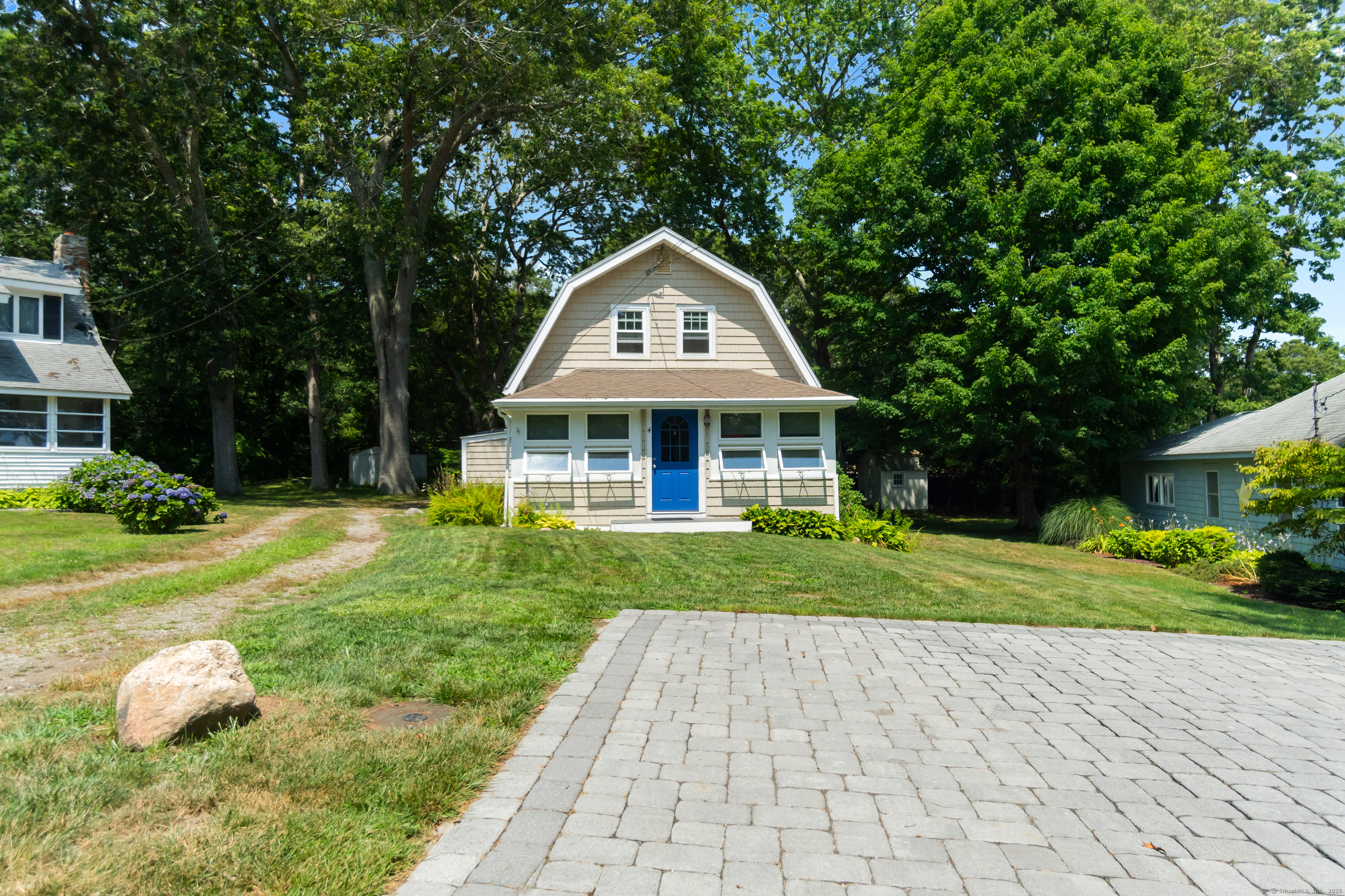 4 Seaview Road