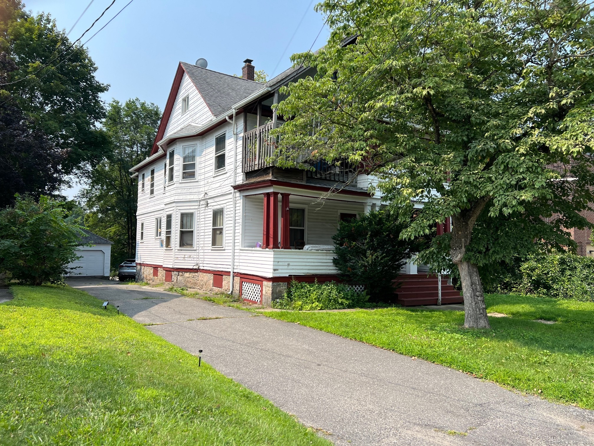 375 N Elm Street