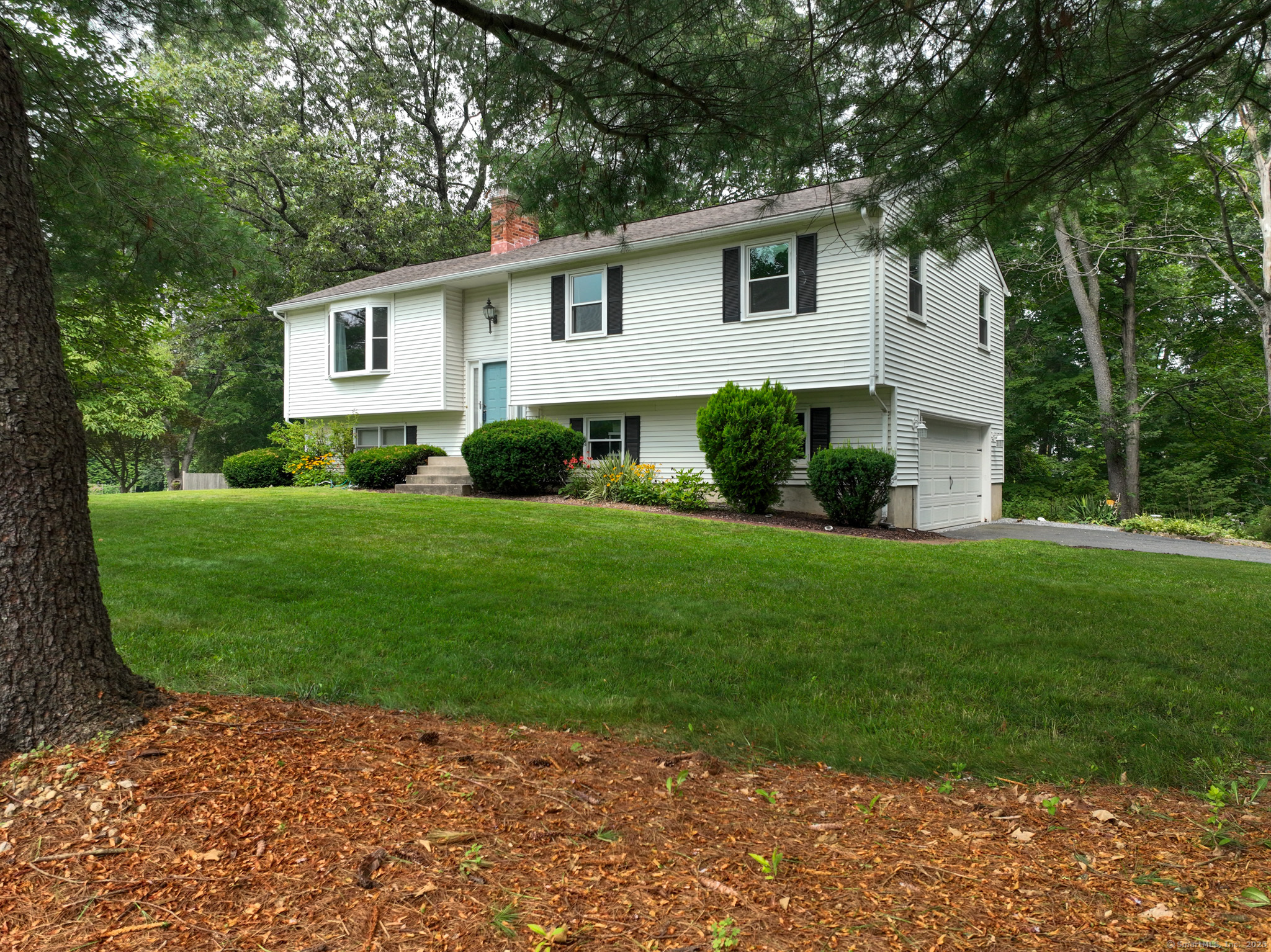 16 Springbrook Lane