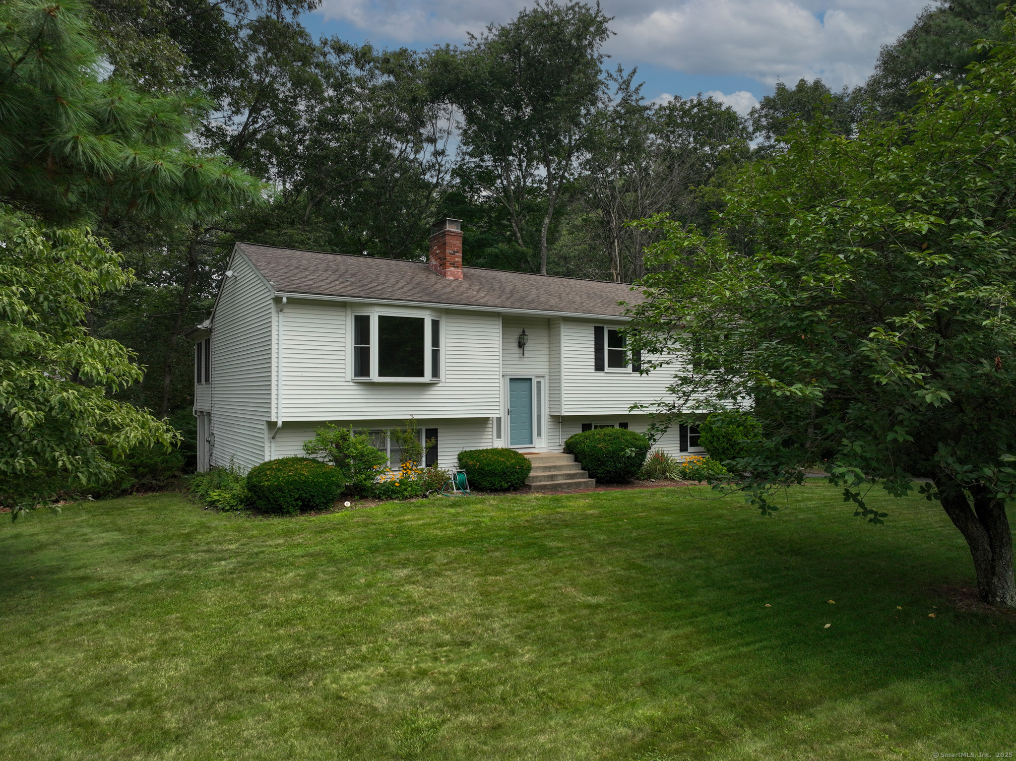 16 Springbrook Lane