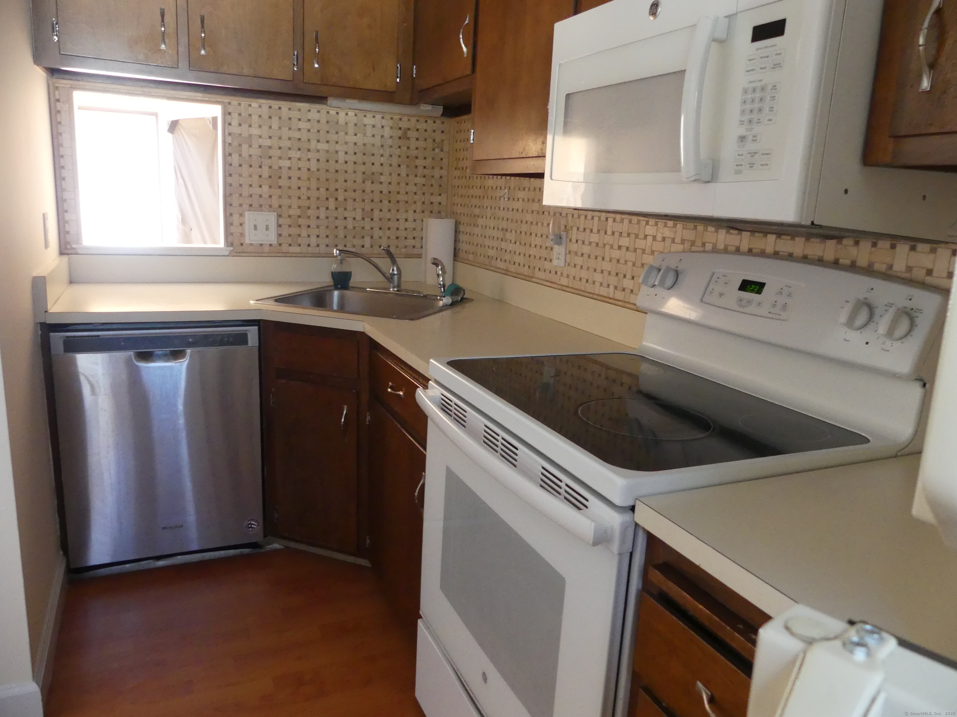 33 Spring Street APT C3