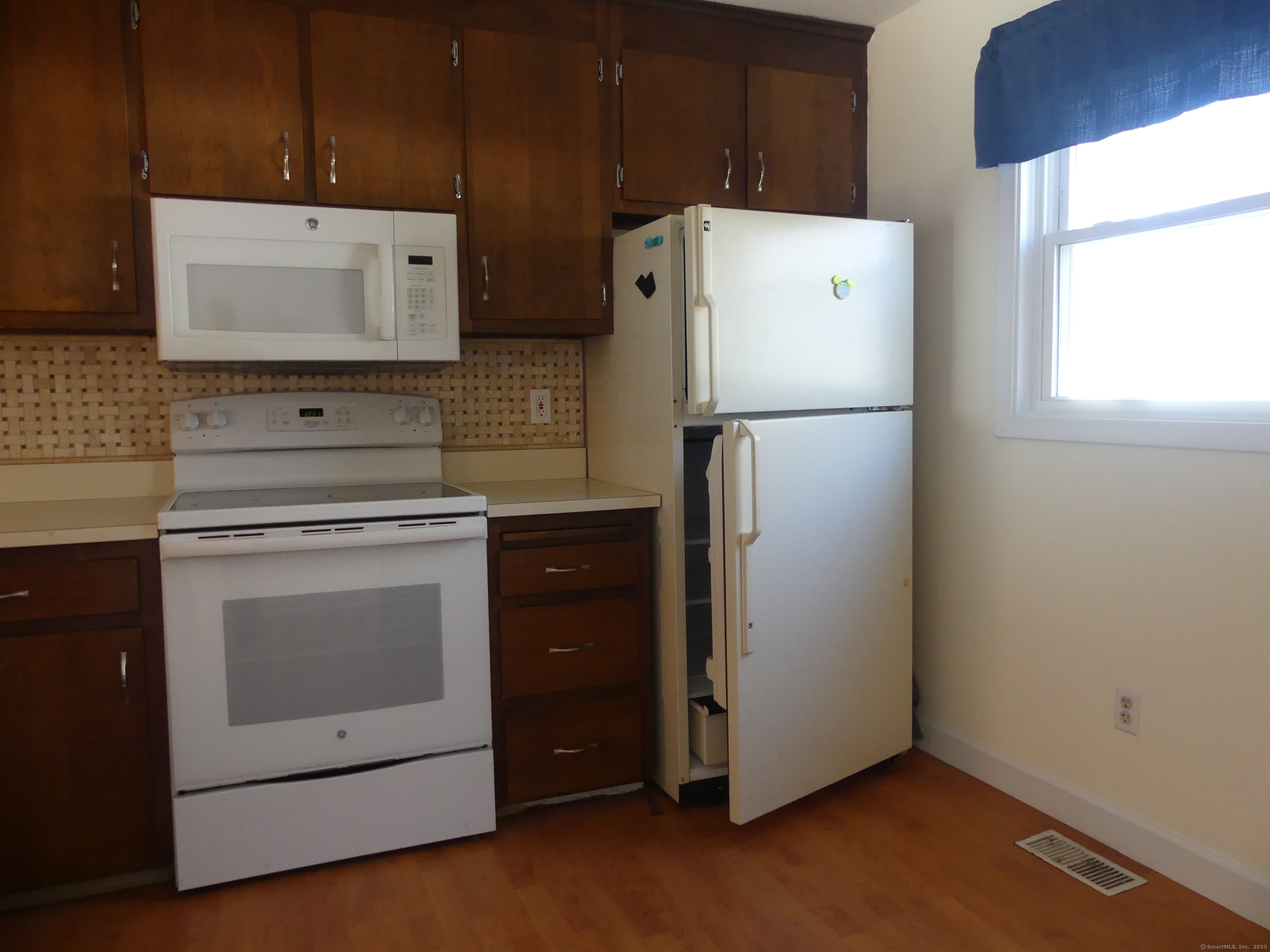 33 Spring Street APT C3