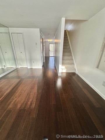 Colchester, Connecticut 06415, United States, 2 Bedrooms Bedrooms, ,2 BathroomsBathrooms,Residential,Pending,461