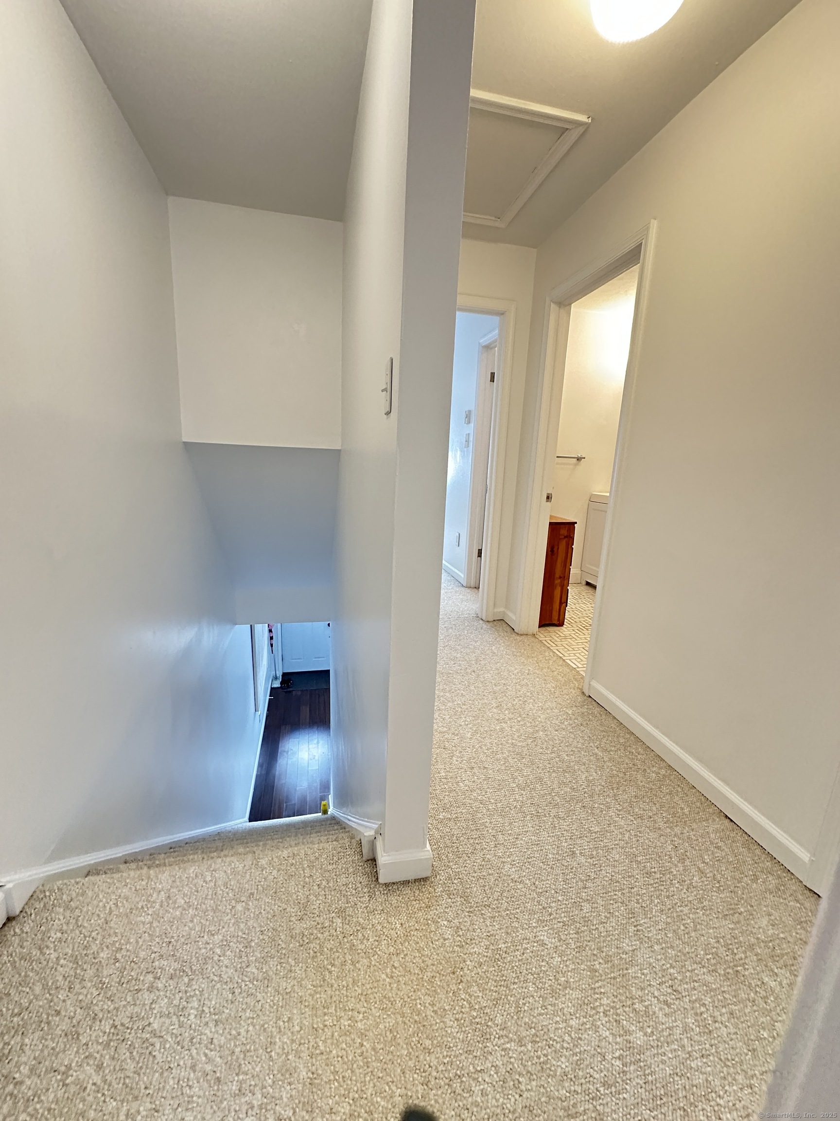 Colchester, Connecticut 06415, United States, 2 Bedrooms Bedrooms, ,2 BathroomsBathrooms,Residential,Pending,461