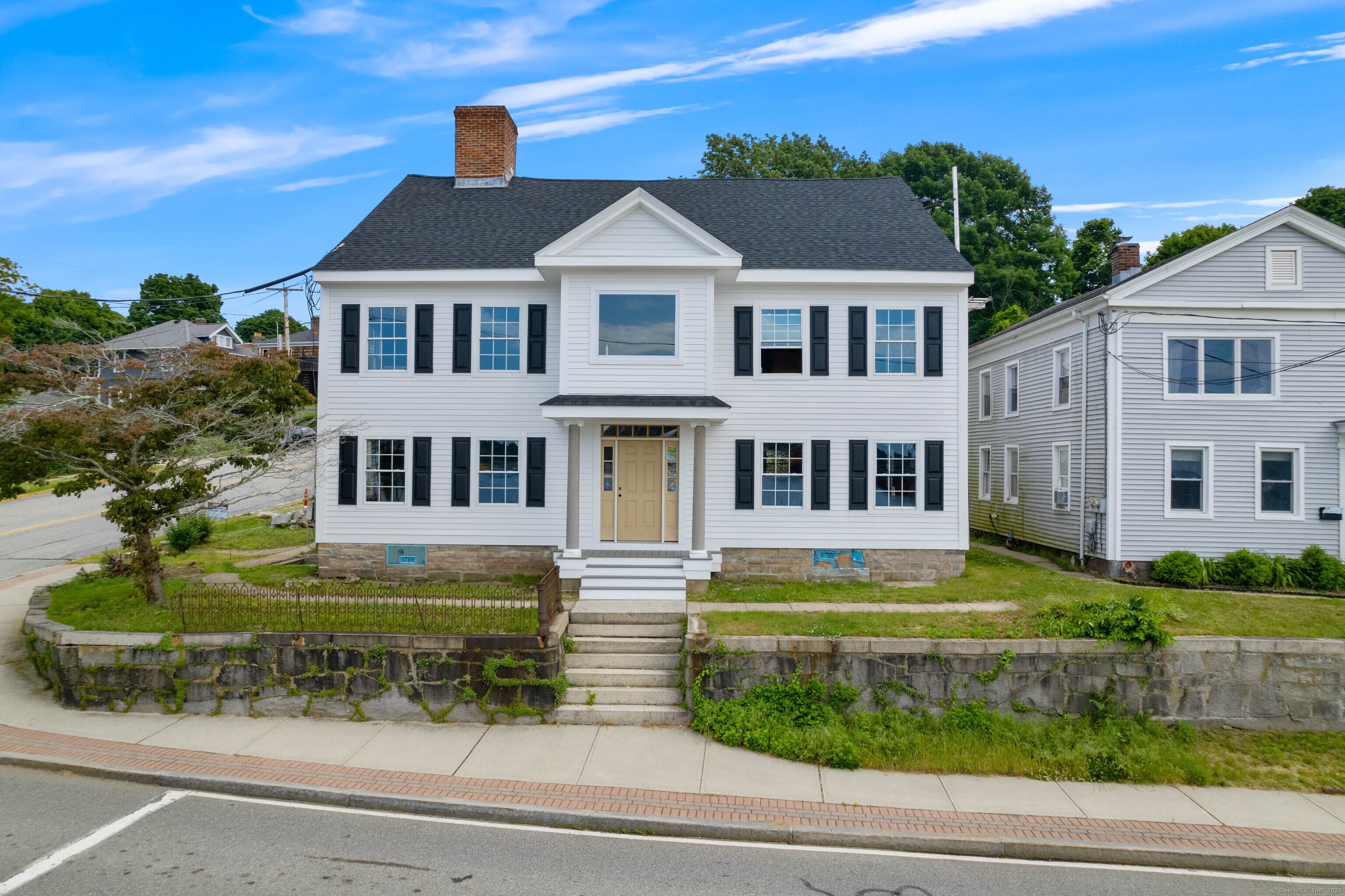 Property for Sale at Thames Street, Groton, Connecticut - Bedrooms: 3 
Bathrooms: 3 
Rooms: 8  - $900,000