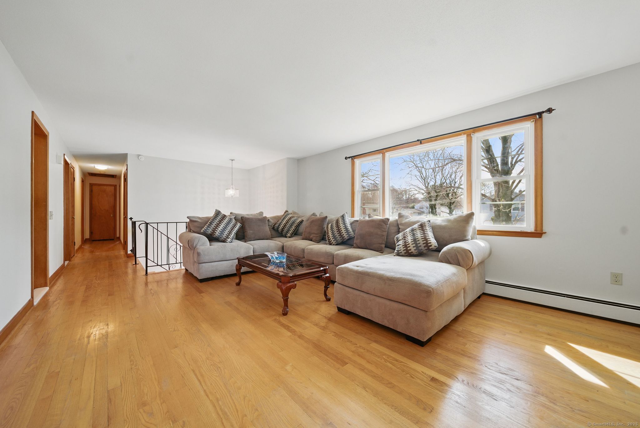 22 Lark Drive, East Hartford, Connecticut image 8