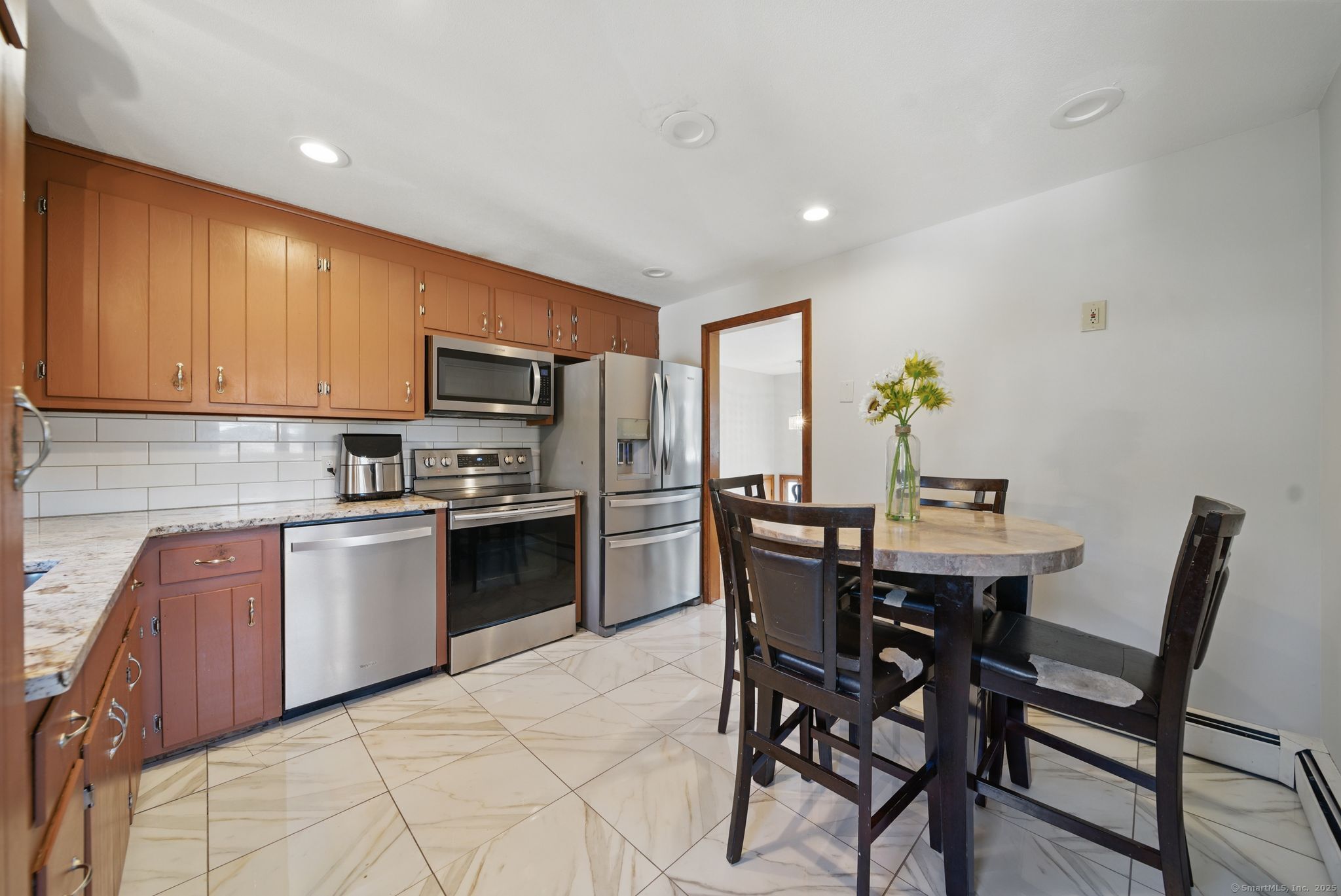 22 Lark Drive, East Hartford, Connecticut image 5