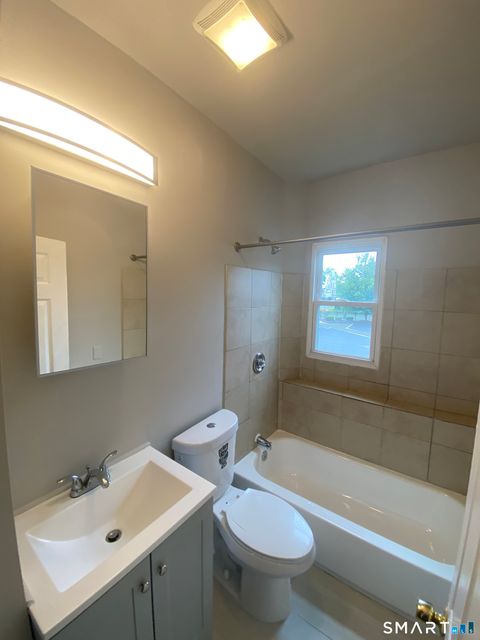 Tiny photo for 445 Albany Avenue #A3, Hartford, CT 06120 (MLS # 24151917)