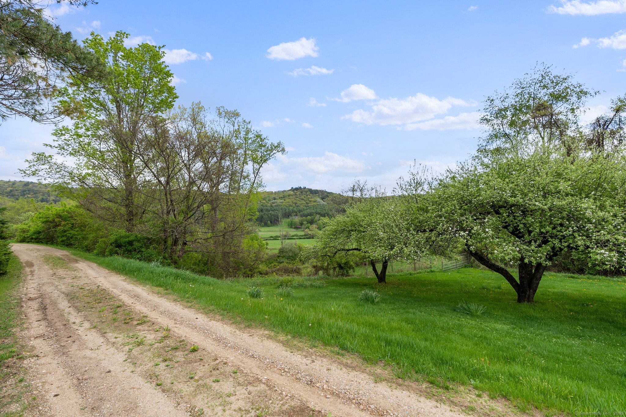 278 And 282 Farnum Road, Salisbury, Connecticut image 15