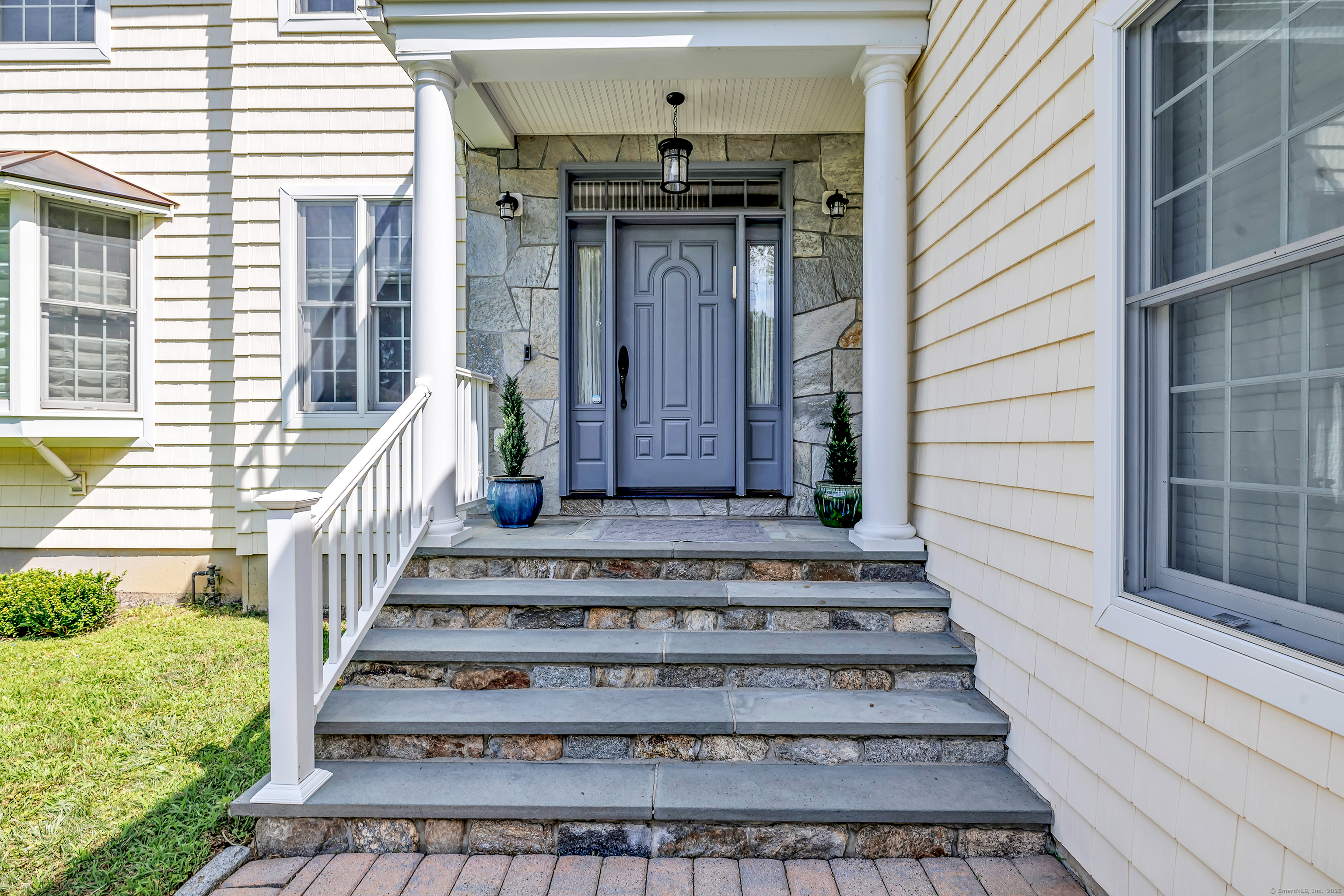 19 Woodlawn Drive