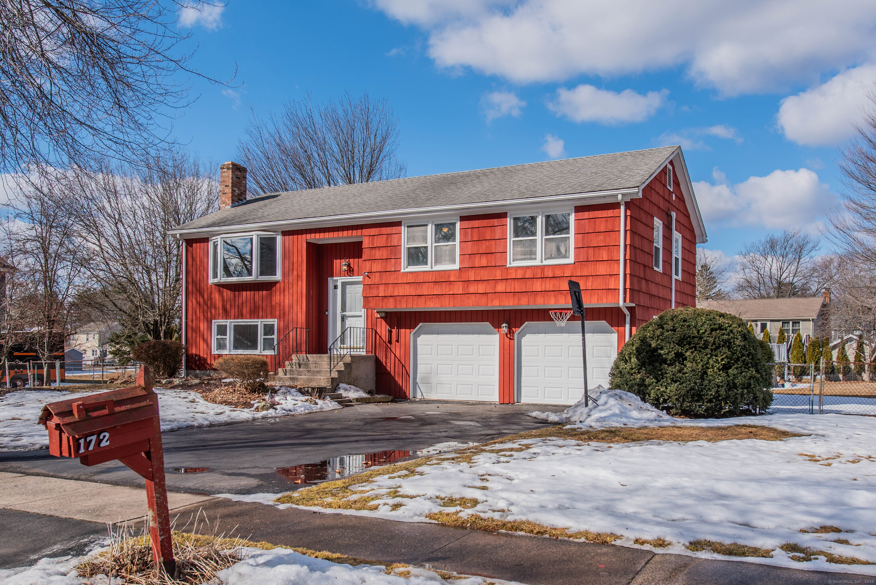 172 Evergreen Lane, Meriden, Connecticut image 2