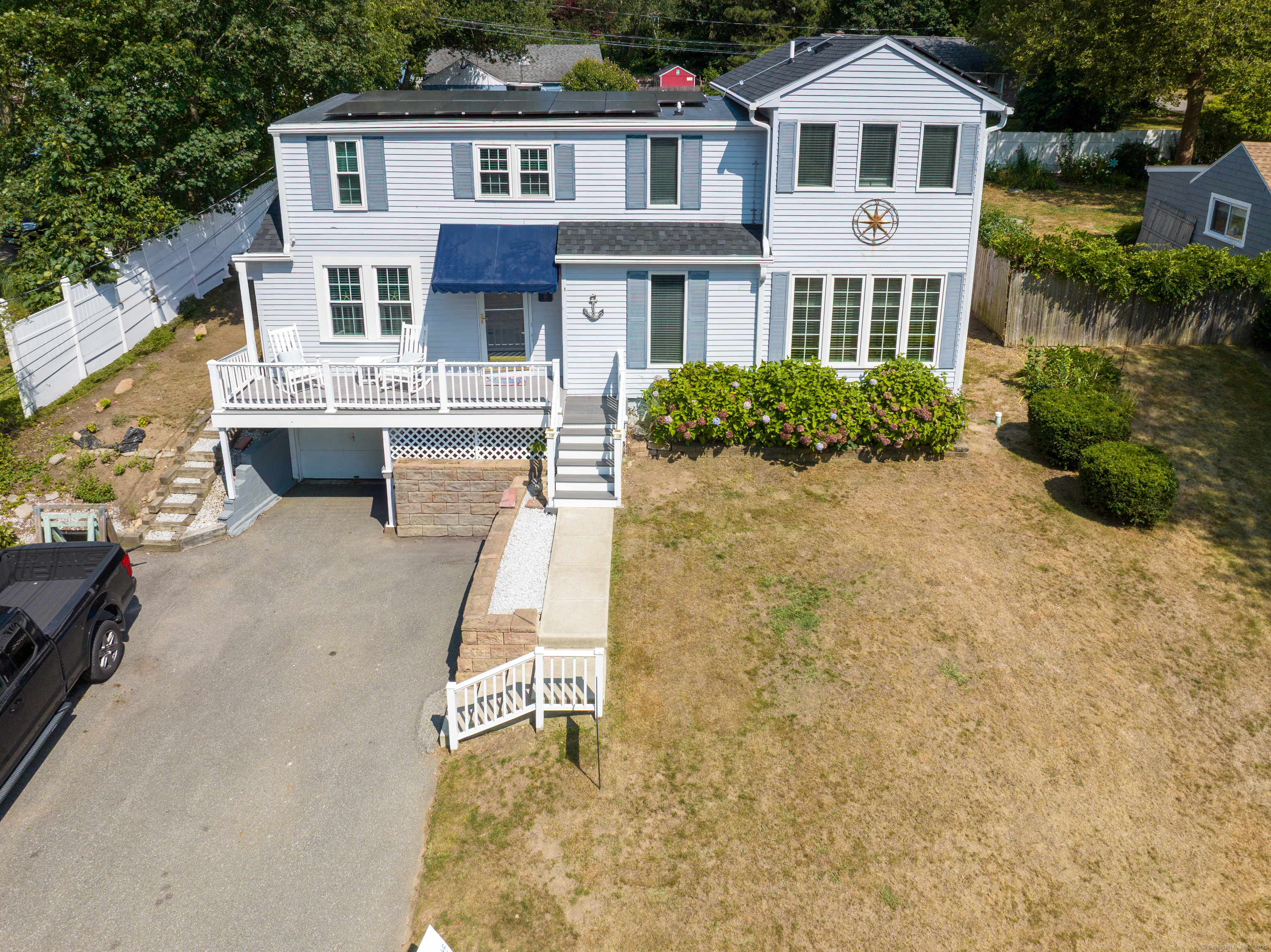 18 Millstone Road West
