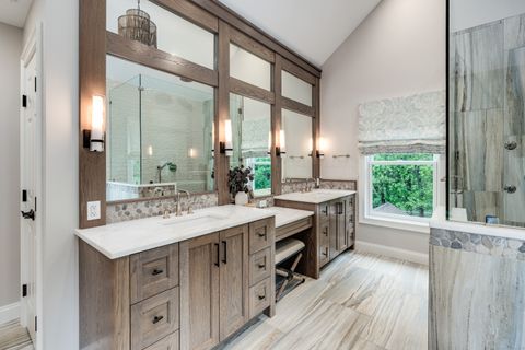 Tiny photo for 15A Shore Road, Waterford, CT 06385 (MLS # 24097218)