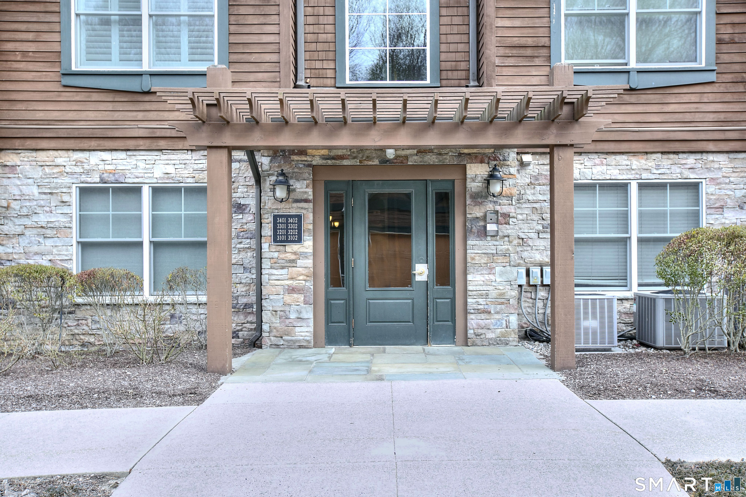 16 Hayestown Road C402