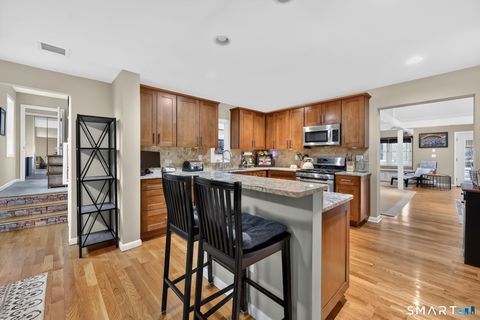 Tiny photo for 21 Lakeview Boulevard, Avon, CT 06001 (MLS # 24160243)