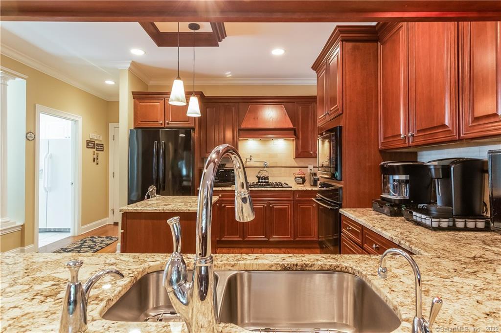 2 Crestview Drive #2, Middlefield, Connecticut image 6