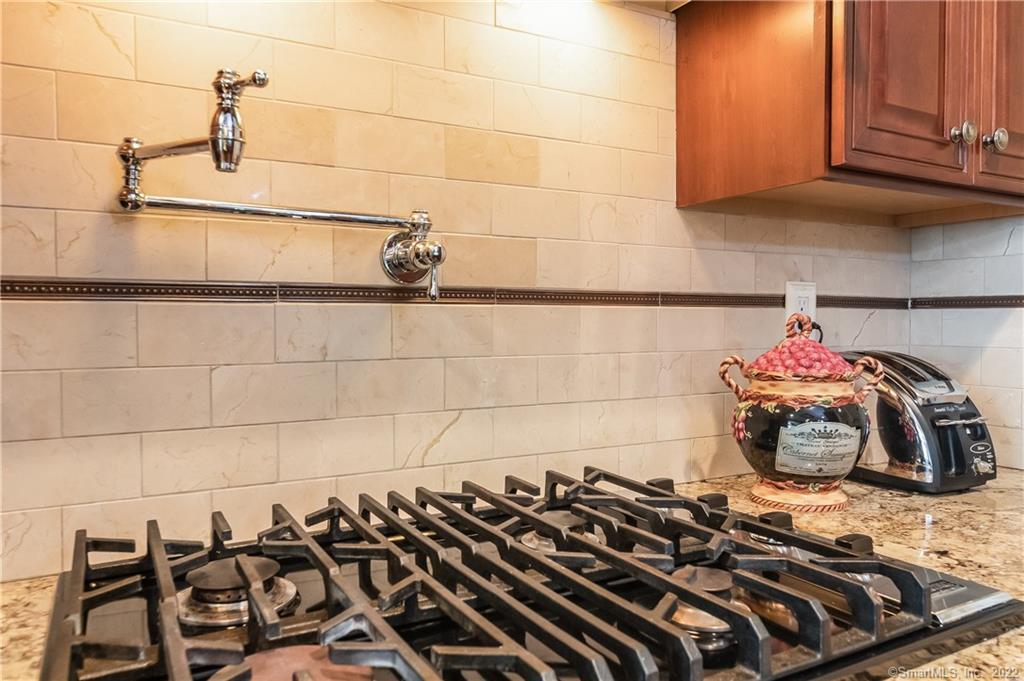 2 Crestview Drive #2, Middlefield, Connecticut image 7