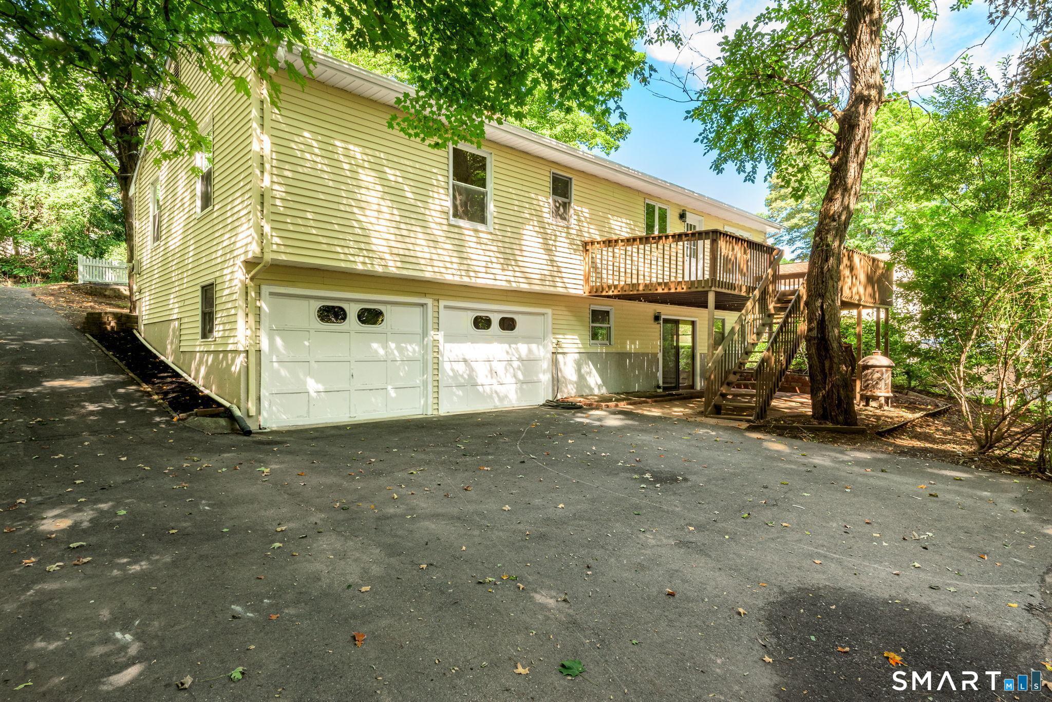 77 Evergreen Avenue