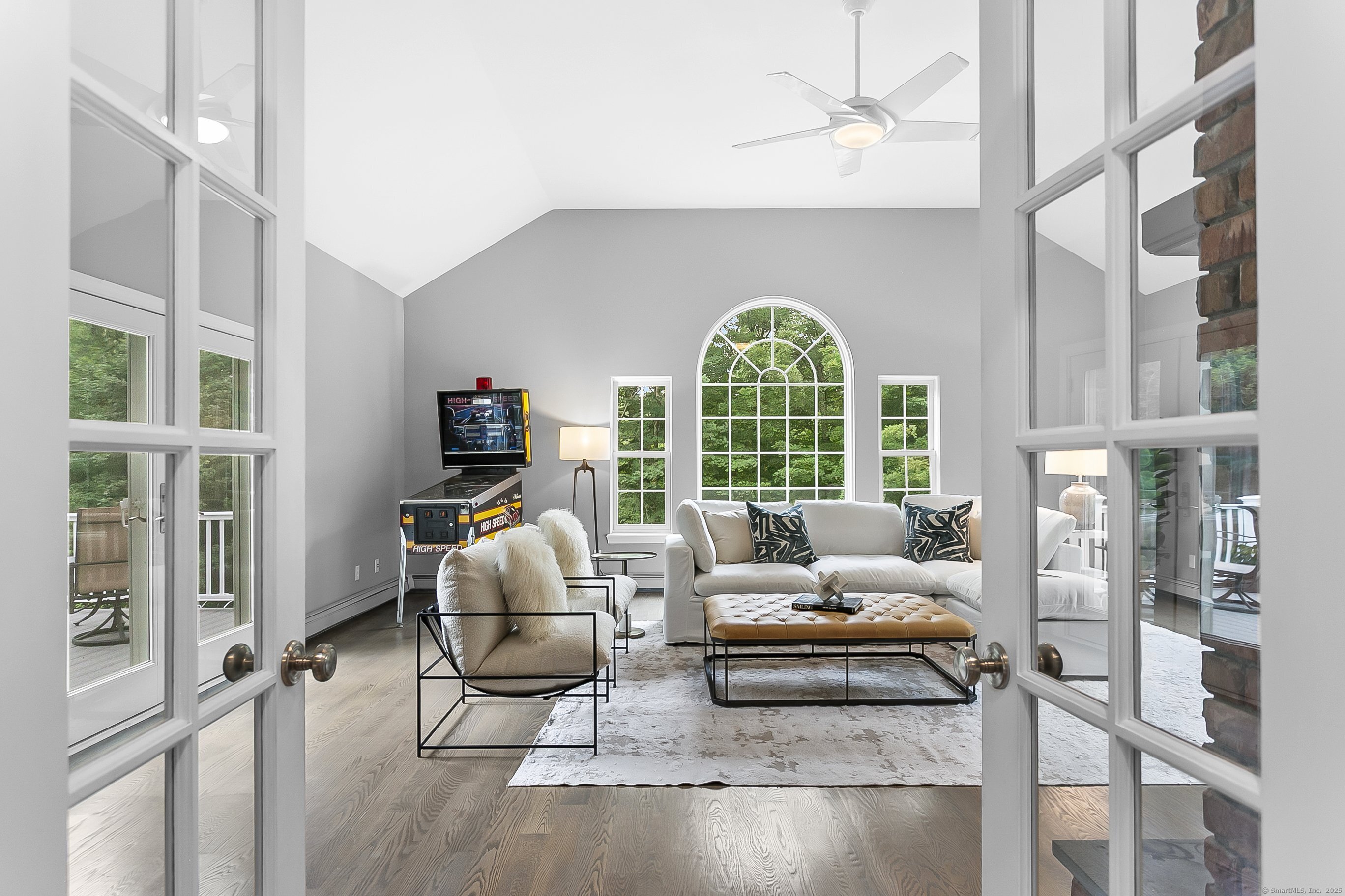 10 Applegate Lane