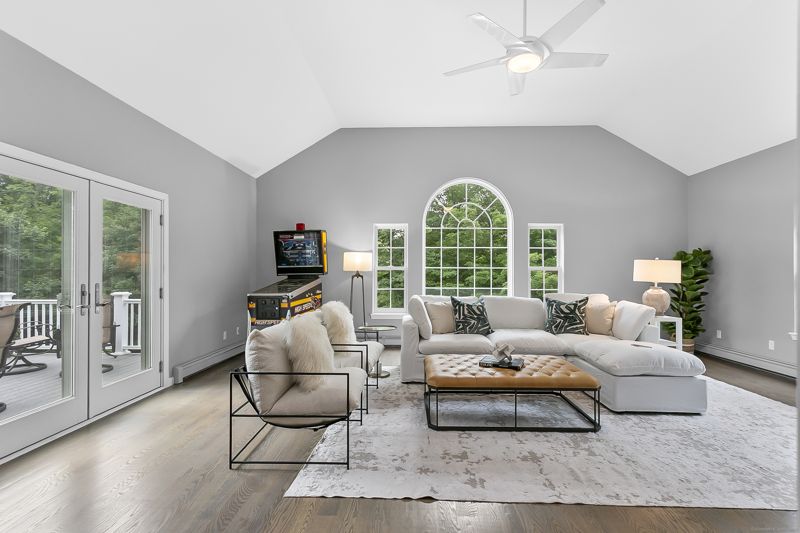 10 Applegate Lane