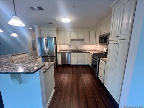 Tiny photo for 127 Harbour Close #127, New Haven, CT 06519 (MLS # 24155401)