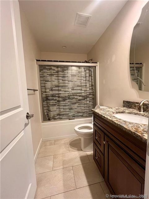 Tiny photo for 127 Harbour Close #127, New Haven, CT 06519 (MLS # 24155401)