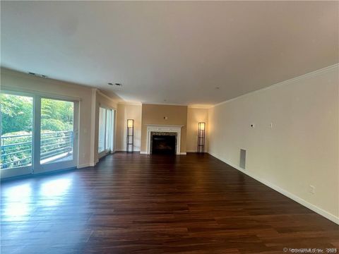 Tiny photo for 127 Harbour Close #127, New Haven, CT 06519 (MLS # 24155401)