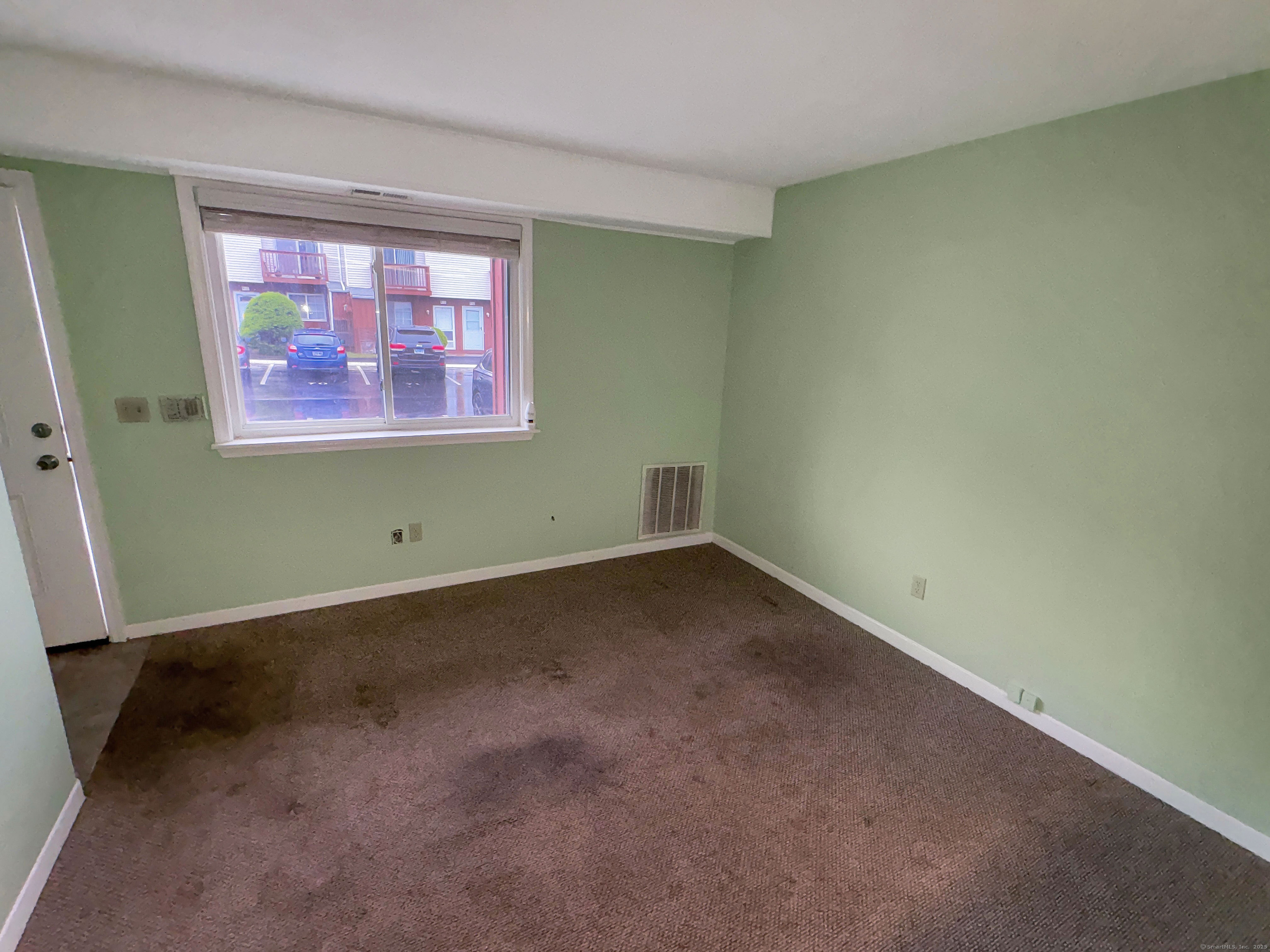 330 Short Beach Road #APT F6, East Haven, Connecticut image 7