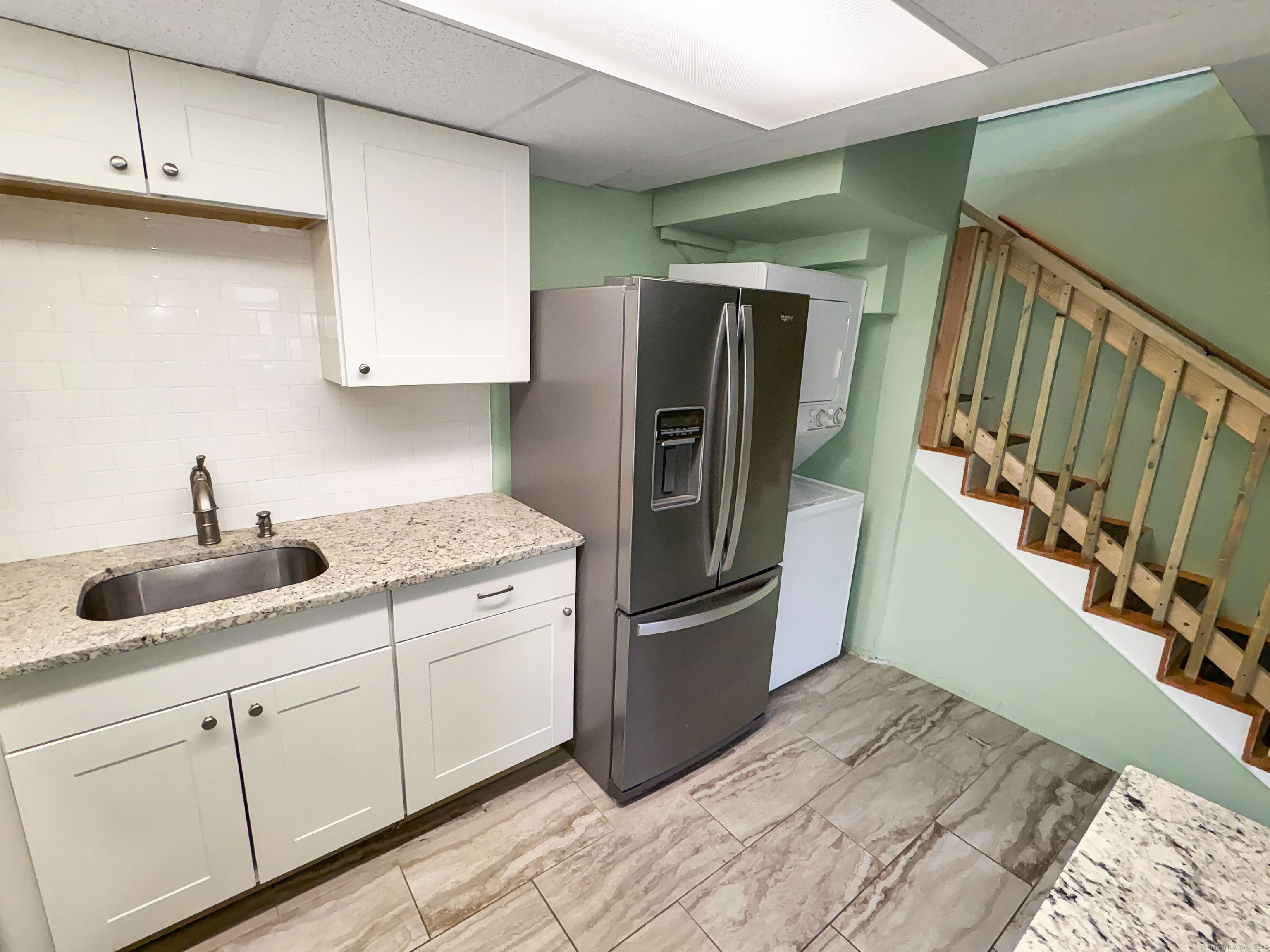 330 Short Beach Road #APT F6, East Haven, Connecticut image 3