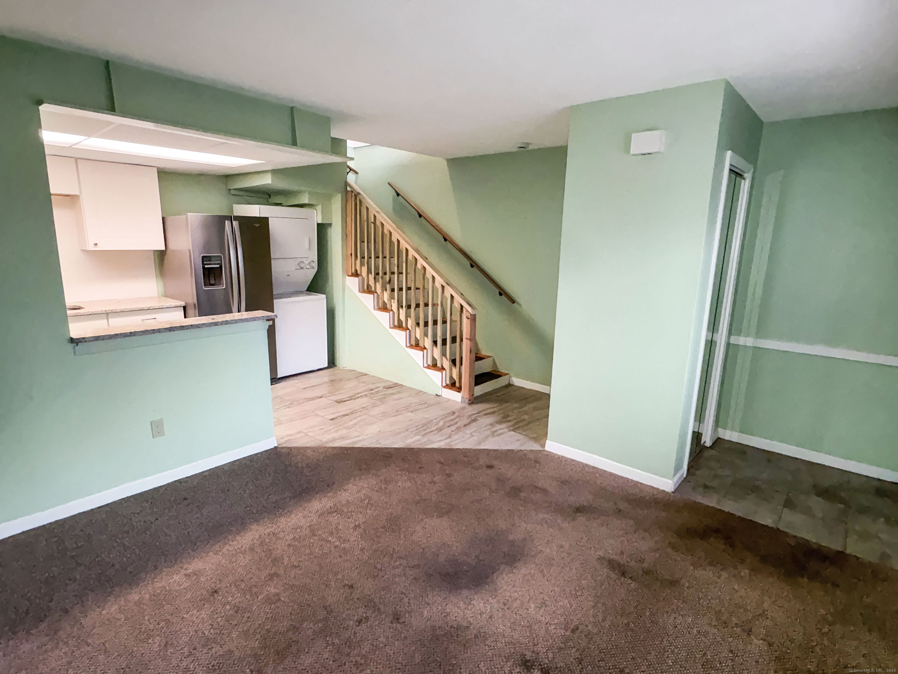 330 Short Beach Road #APT F6, East Haven, Connecticut image 6