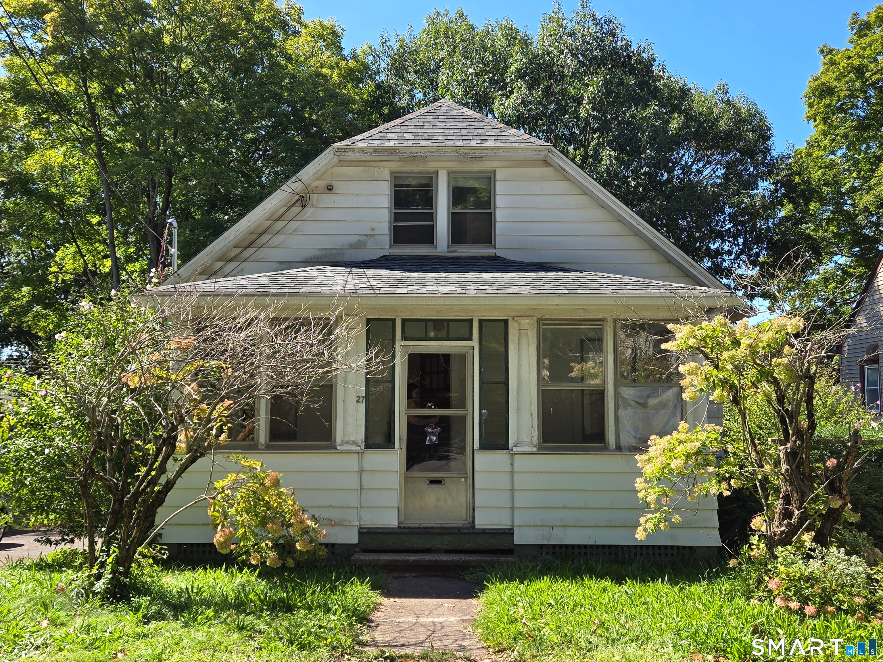 27 Fairview Avenue